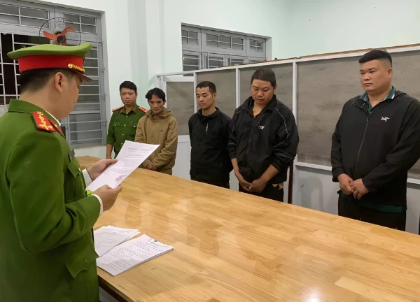 Bóc trần đường dây giá đỗ bẩn: Ôm trọn cả Bách Hóa Xanh, ung thư cận kề? - Hình 3