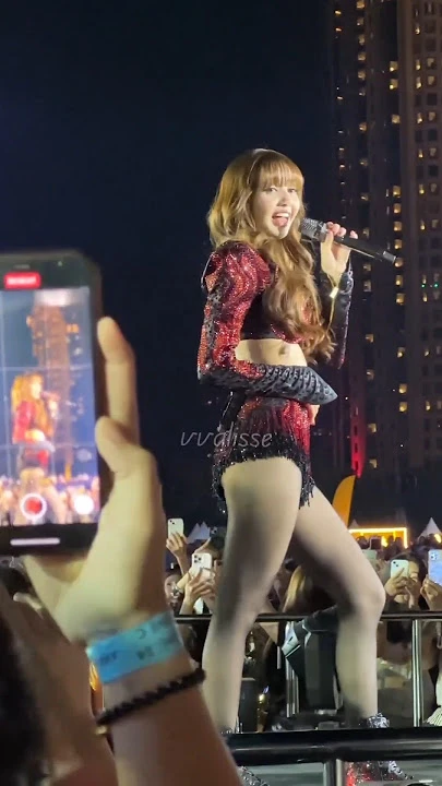 Lisa plays Countdown, Thai people are indifferent and not bored, commenting on losing the fair? - Photo 4