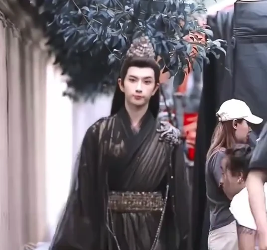 Vu Mông Lung không được hỏa táng, bị giam để trưng bày, nhân viên tiết lộ sốc! - Hình 1