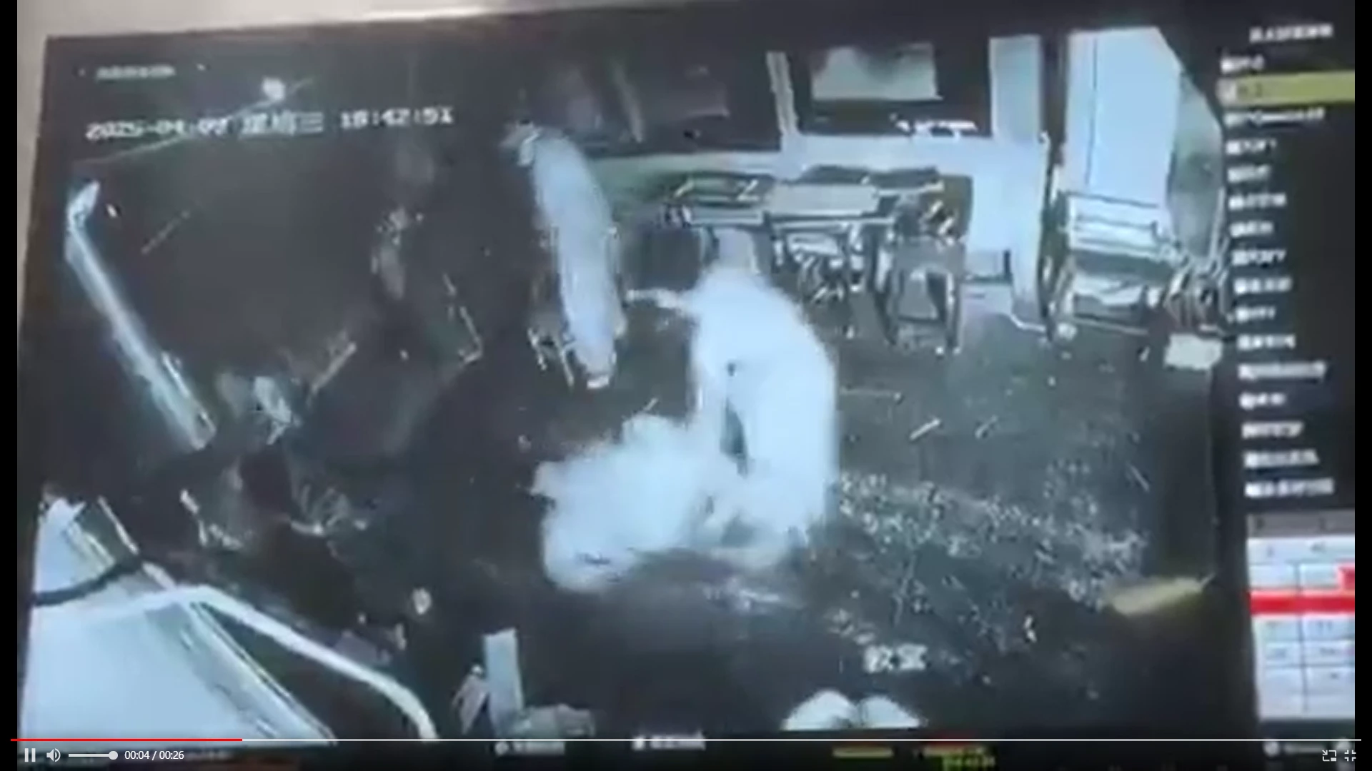 Vu Mông Lung không được hỏa táng, bị giam để trưng bày, nhân viên tiết lộ sốc! - Hình 6