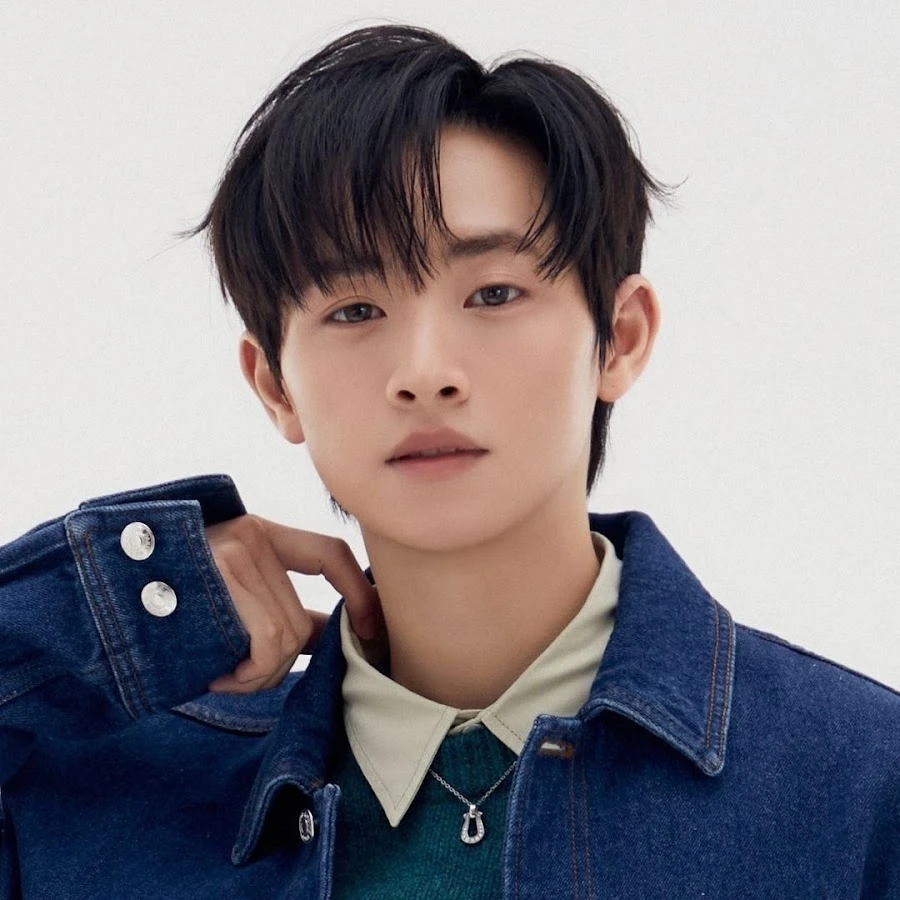 CONGB was called a Negav inheritor for offensive statements, calling Son.K with shocking words - Photo 6