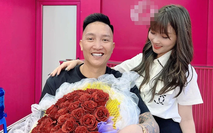 Huan Hua Hong thought she was carried away, suddenly jumped up on the Internet, announcing a shocking news! - Photo 4