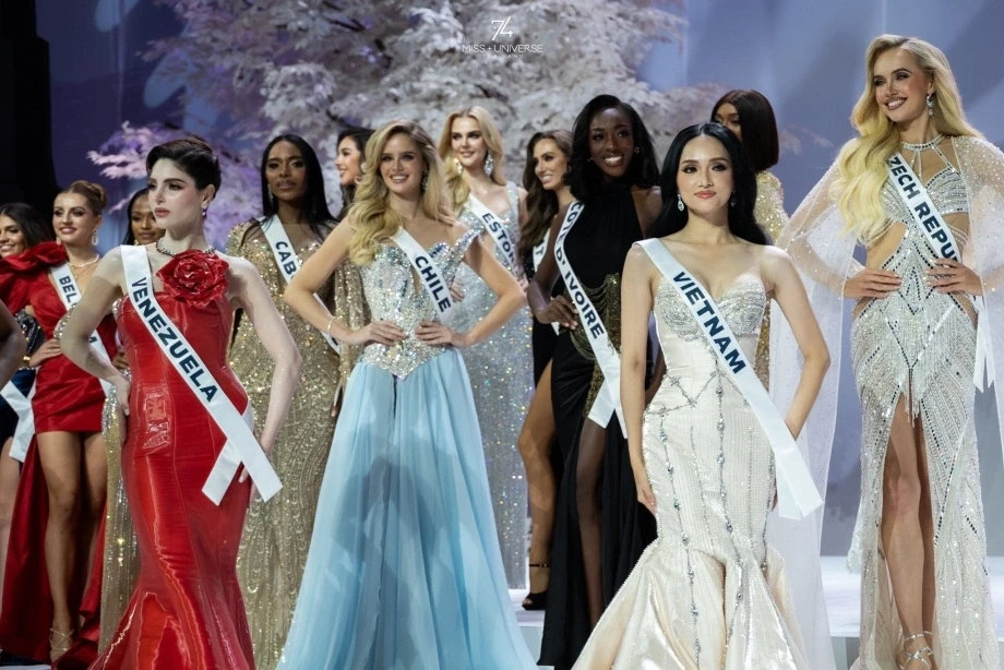 Miss Universe encountered tensions, a series of contestants dropped out of the contest, Huong Giang was exposed? - Photo 2