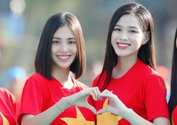 Tiểu Vy từng thân thiết Đỗ Hà nay vắng mặt trong đám cưới với chồng thiếu gia - Hình 3