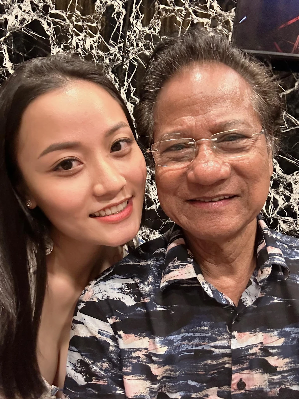 Con dâu Tấn Beo là cháu nội danh ca Chế Linh, lộ visual trong trẻo, 1 điểm chú ý - Hình 6