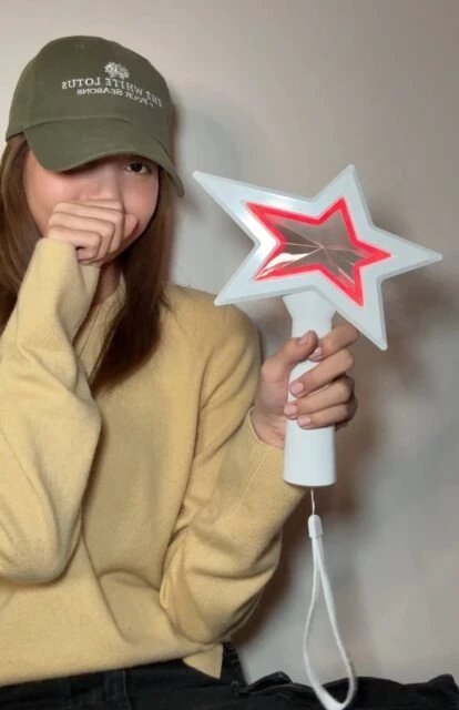 Lisa dính đạn, 1 sao nữ tuyên bố không nghe nhạc, fan dậy sóng đòi công bằng? - Hình 7