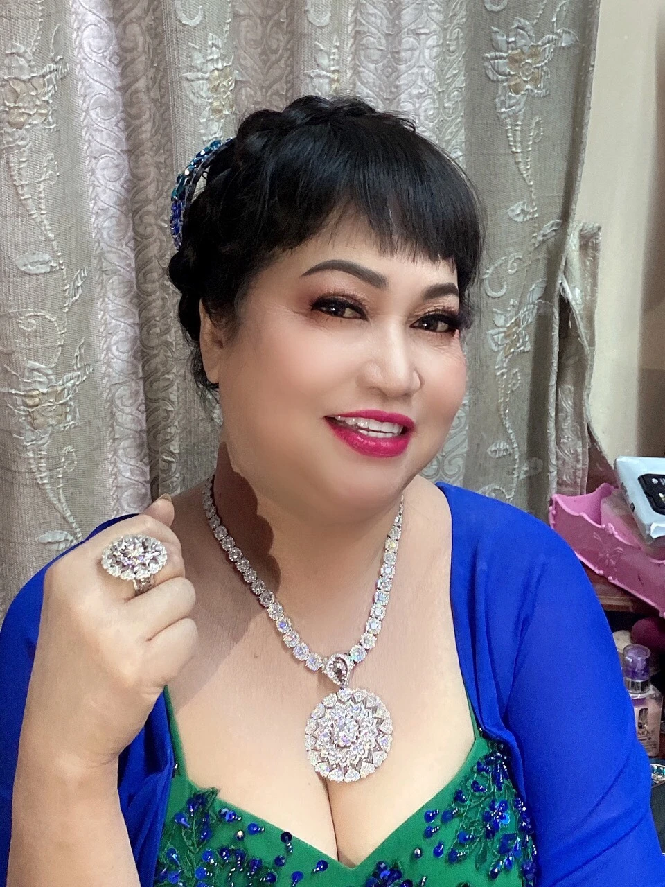 Mẹ nuôi Hồng Loan bức xúc vì bị lên án sau khi cho tiền em Vũ Linh chữa bệnh - Hình 6