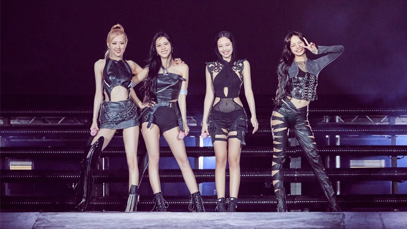 BLACKPINK khiến fan bàng hoàng trước thềm world tour, YG xử lý thiếu minh bạch - Hình 8