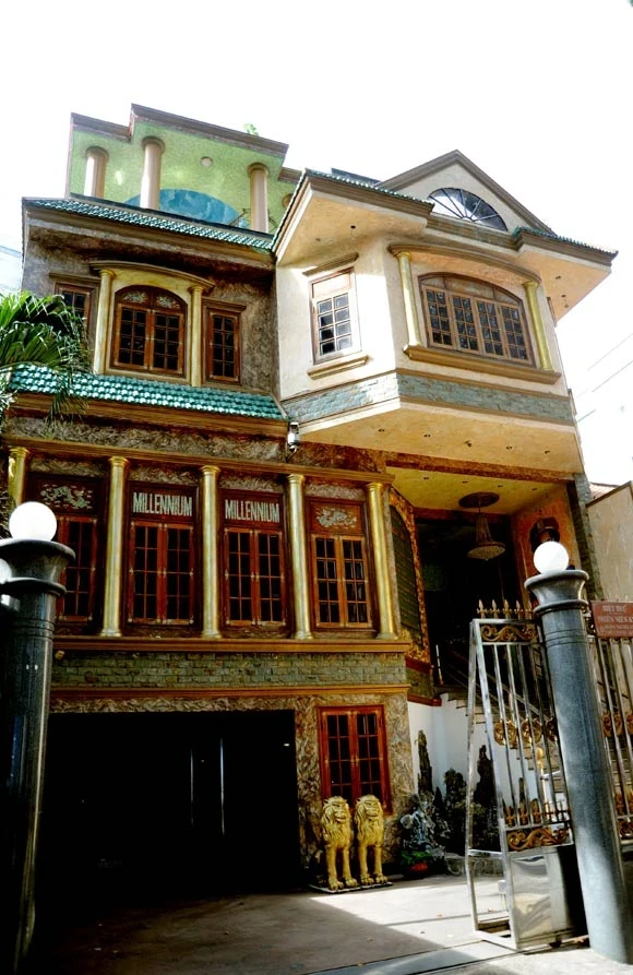 Ngọc Sơn: Ở biệt thự 100 tỷ nhưng không đủ tiền đóng tiền điện, đề cao hiếu thảo - Hình 5