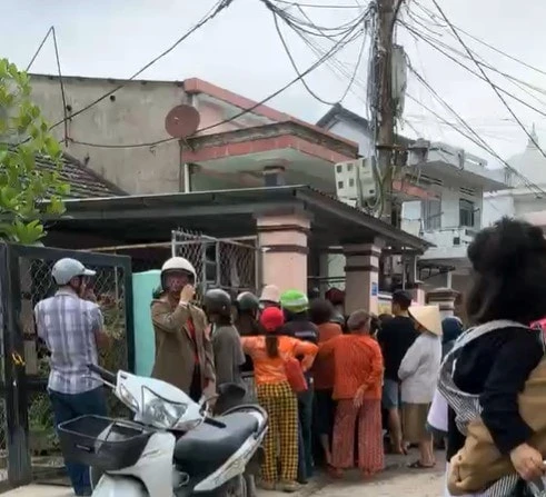 Quang Nam: The case of a mother fighting with 2 children to get insurance money, the family revealed that they were shocked - Photo 6