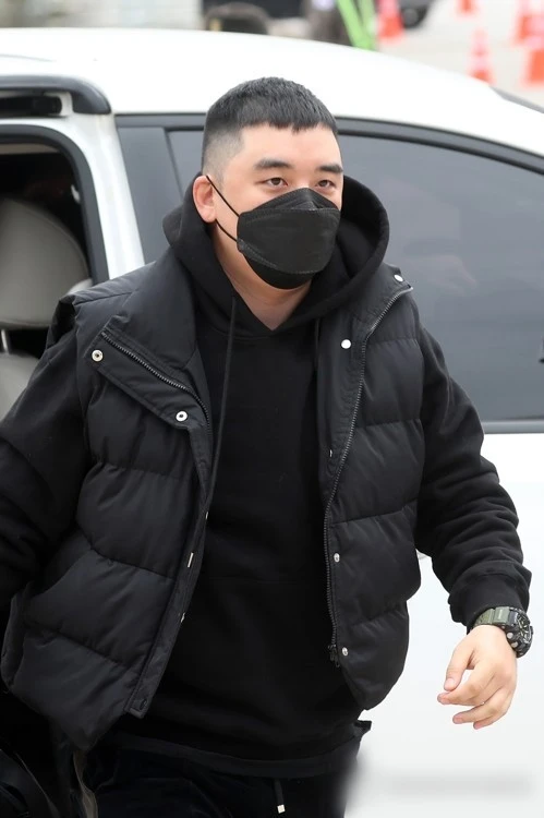Seungri fled to China to rebuild his life, suddenly apologized, revealed his relationship with BIGBANG? - Photo 5