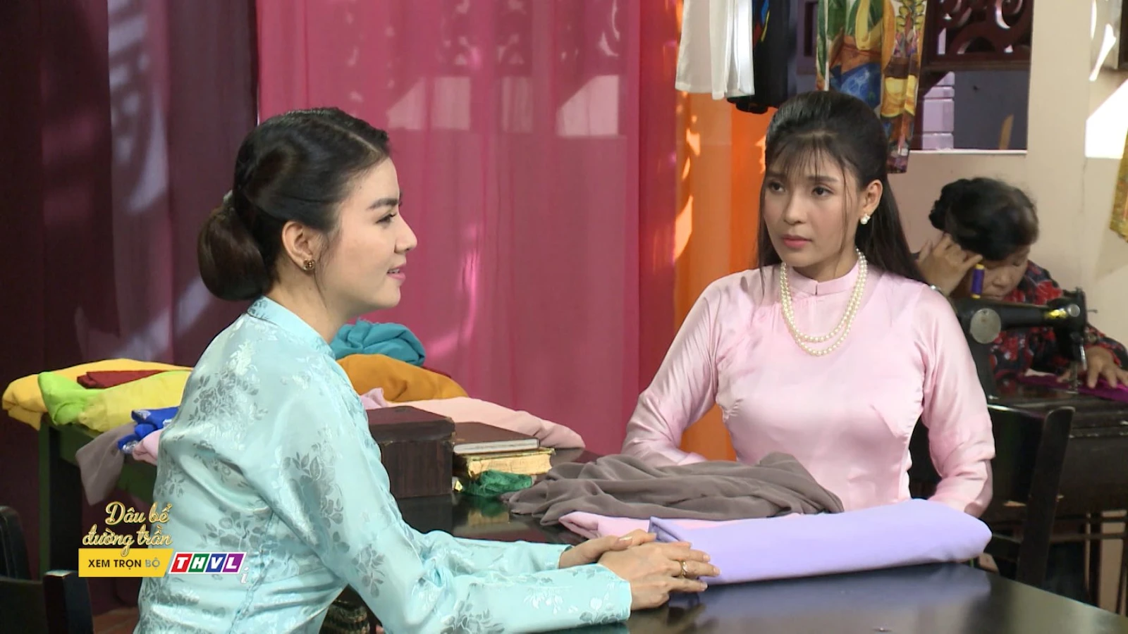 Thúy Diễm: U40 nhan sắc thăng hạng, sự nghiệp thành công, hạnh phúc bên gia đình - Hình 3