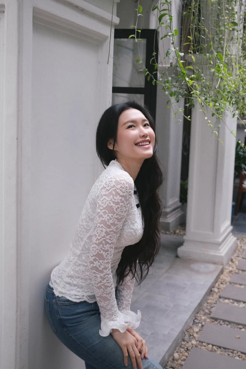 Vợ Đoàn Văn Hậu bất ngờ để lộ tính các hung dữ, chồng không dám trái ý - Hình 8
