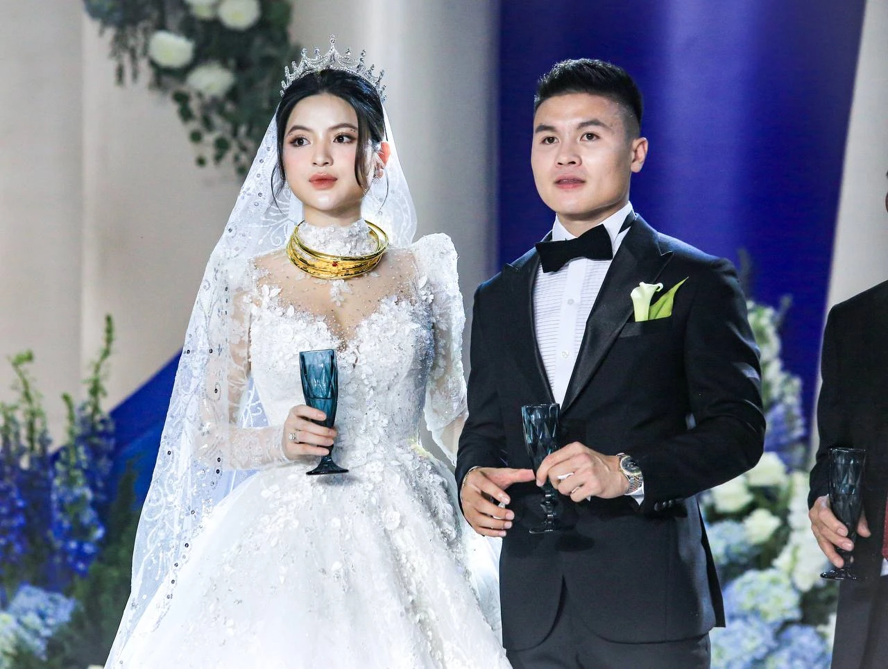 Vợ Quang Hải lấy chồng con ra làm bia đỡ đạn, lộ thế lực chống lại mọi thị phi - Hình 5