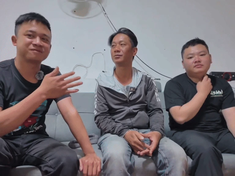 Quang Linh bị bắt, team châu Phi tan rã, Công Giáp rời nhóm tự lập kênh? - Hình 2