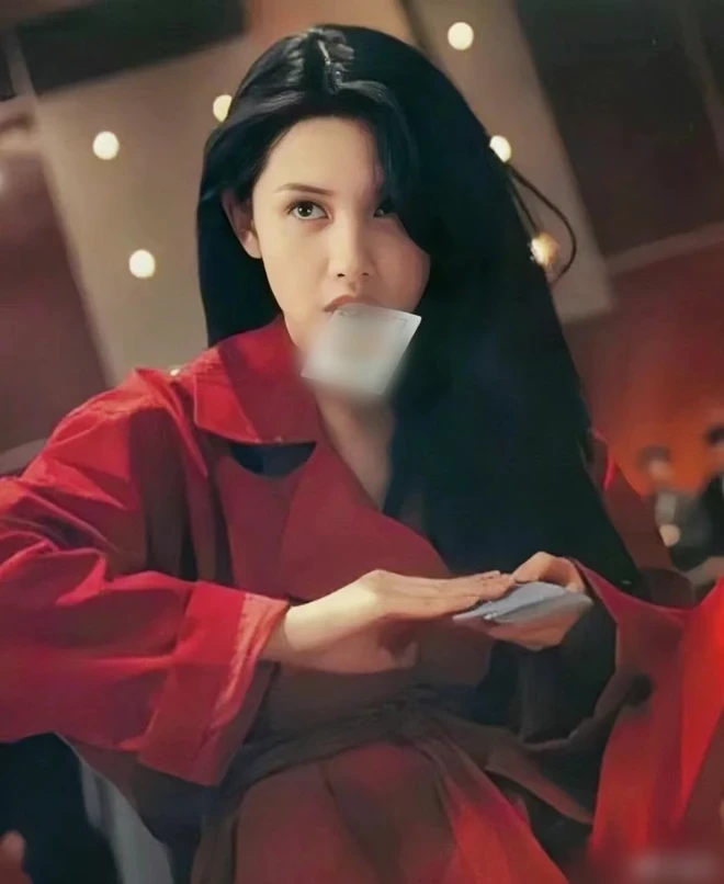 Khâu Thục Trinh: Được khao khát nhất Cbiz, 1 idol Kpop mê, Thư Kỳ hại giải nghệ? - Hình 4