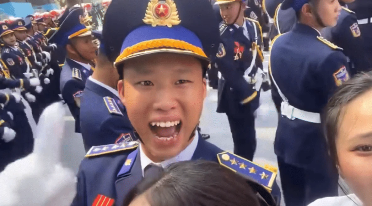 Lê Hoàng Hiệp trở mặt, fan girl ngỡ ngàng vì biểu cảm dịu kha, nhắn 1 câu - Hình 7