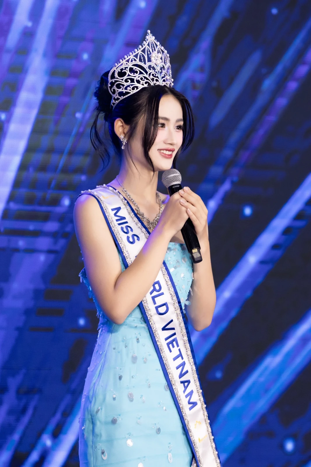 Miss World 2025: Ý Nhi lép vế toàn tập trước style đậm beauty queen Thái Lan - Hình 8