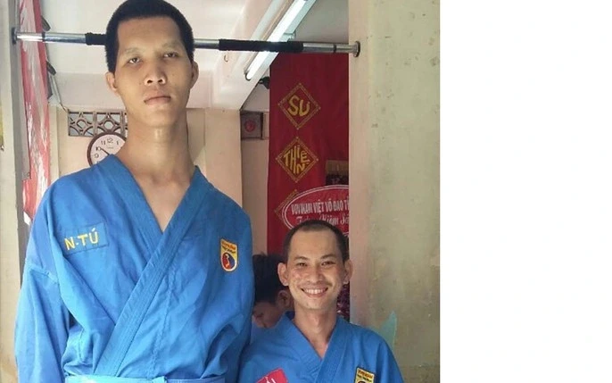 Trần Ngọc Tú ma da Thám Tử Kiên gây sốt màn ảnh, cao hơn 2m nặng 120kg là ai? - Hình 3