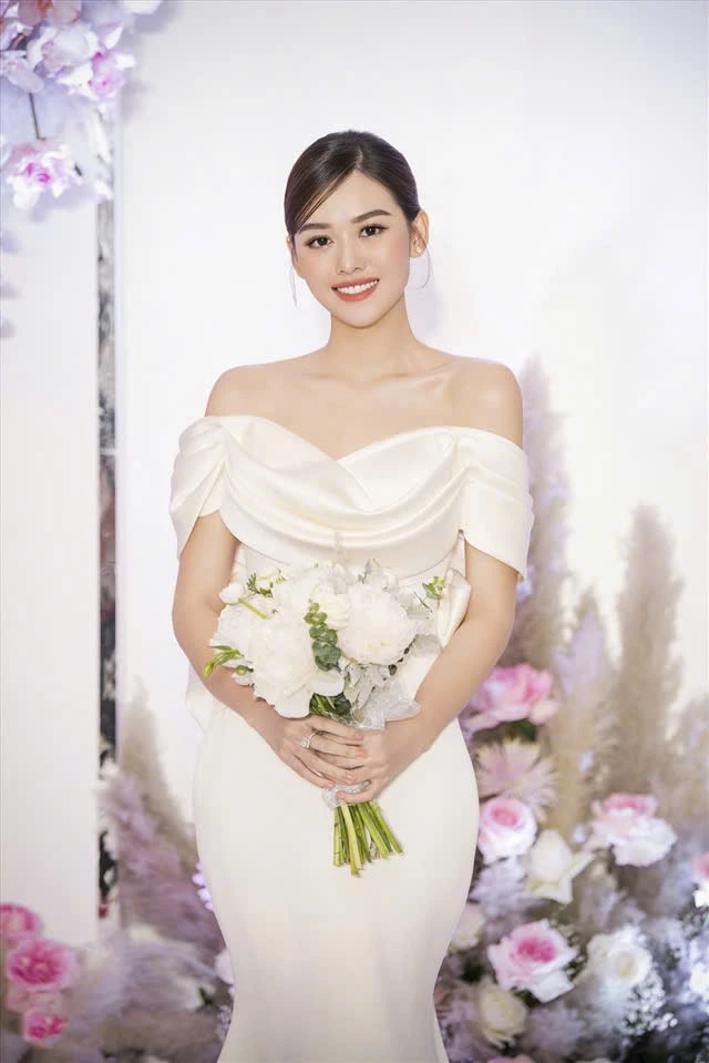Tường San sở hữu nhan sắc bất bại, thi quốc tế xong về lấy chồng sống kín đáo - Hình 7