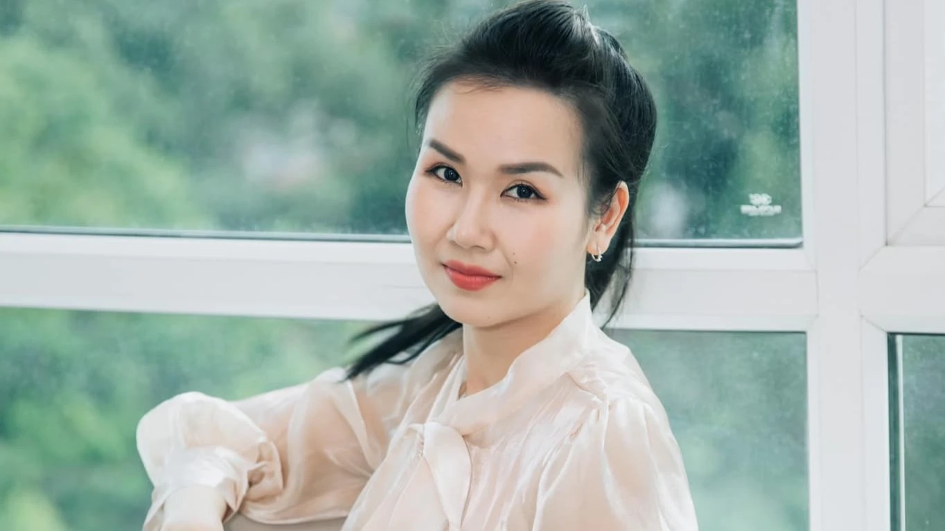 Võ Hạ Trâm: Tiêu biểu ca sĩ phái thực lực, chồng Ấn cưng hết mực, tặng kim cương - Hình 3