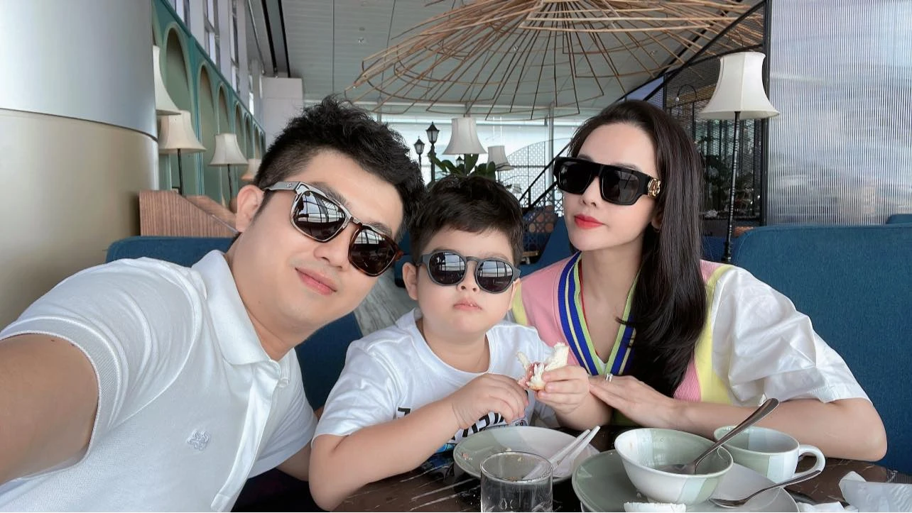 Nhật Kim Anh tái hợp chồng cũ sau 6 năm ly dị, thái độ con trai gây chú ý - Hình 5