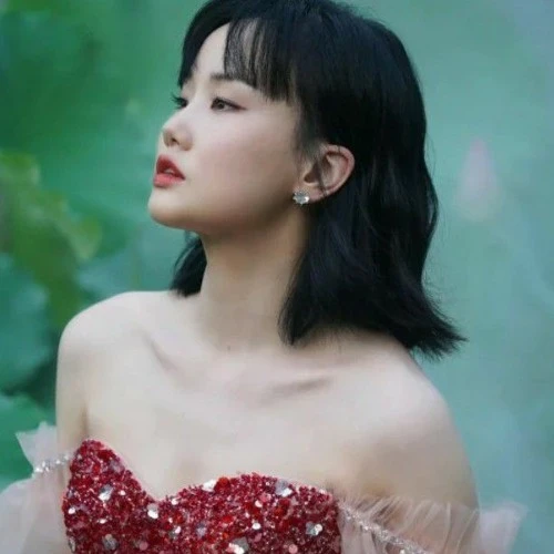 Hoàng Linh: Ma Vương làng nhạc, bị Phương Mỹ Chi đánh bại tại Sing! Asia - Hình 5