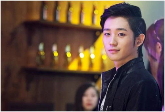 Jung Hae In tài tử phim Love Next Door, lộ gia thế và khối tài sản kếch xù - Hình 4