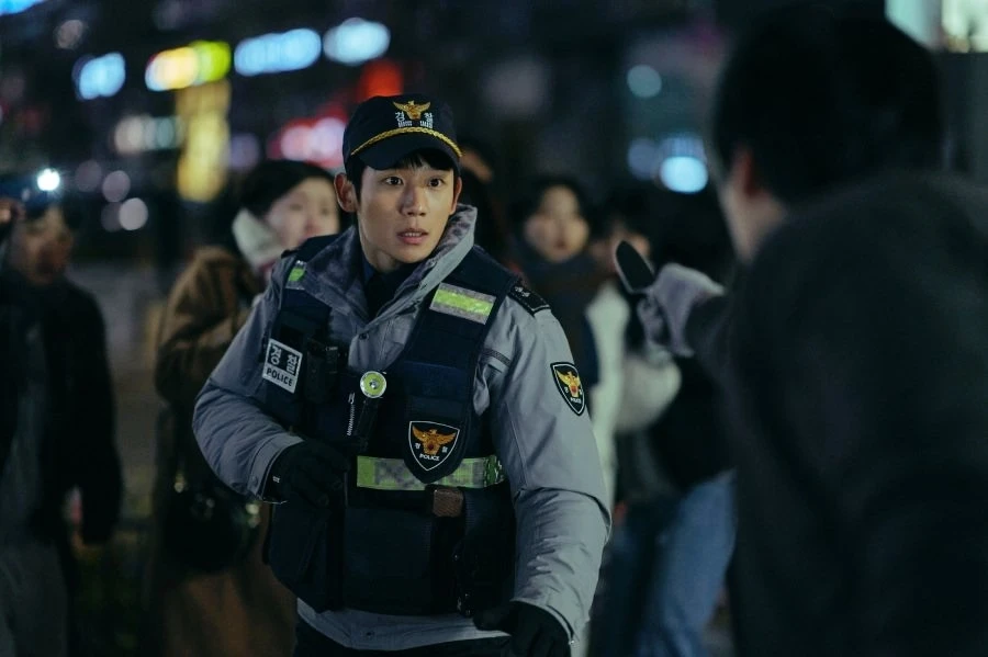 Jung Hae In tài tử phim Love Next Door, lộ gia thế và khối tài sản kếch xù - Hình 8