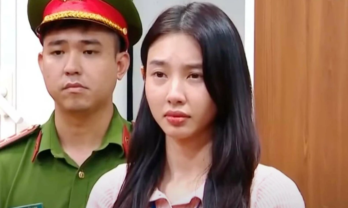 Dì Dung liếc xéo người nhắc tên Thùy Tiên, thái độ ghét cay ghét đắng ra mặt - Hình 7
