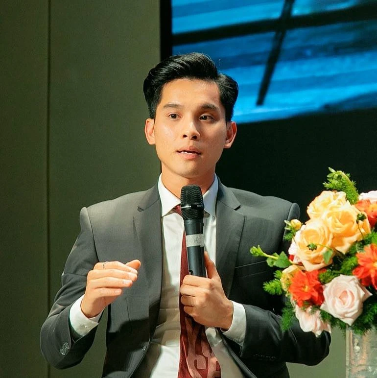 Phát Nguyễn: hôn phu Á hậu Quỳnh Châu lộ gia thế khủng, visual nét căng là ai? - Hình 3