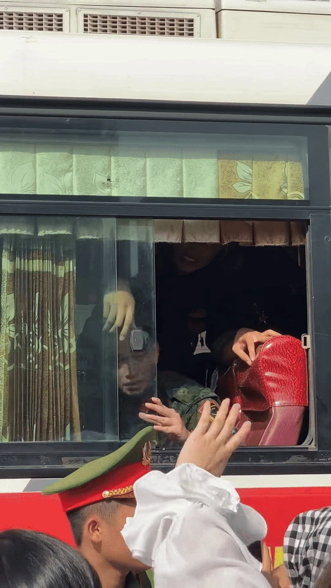Lê Hoàng Hiệp nổi tiếng, liền thay đổi một điều sốc, không ai để ý! - Hình 7