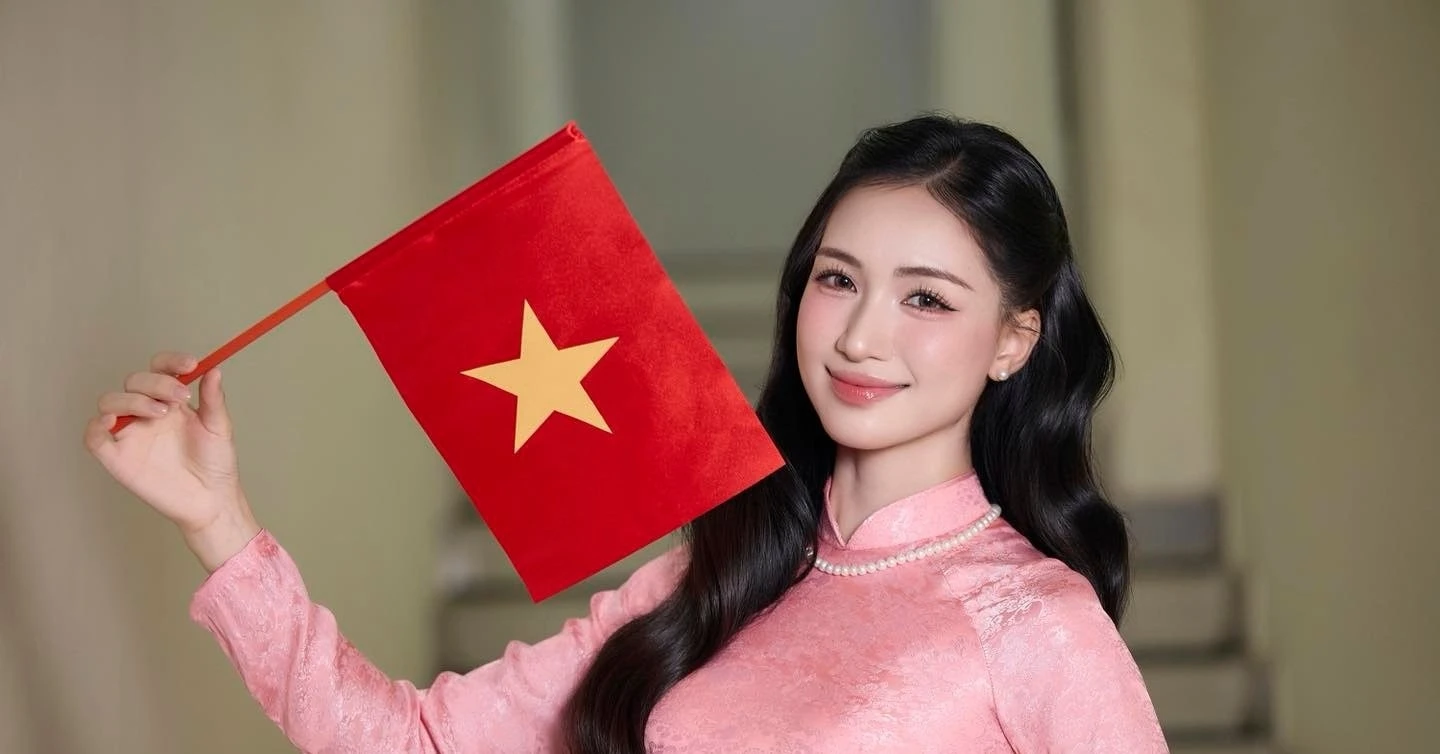 View - Hoa Minzy stayed up all night worrying and sobbing because Duc Phuc did something shocking, leaking private messages. | Vietnamese showbiz | Vietnamese stars - VGT TV