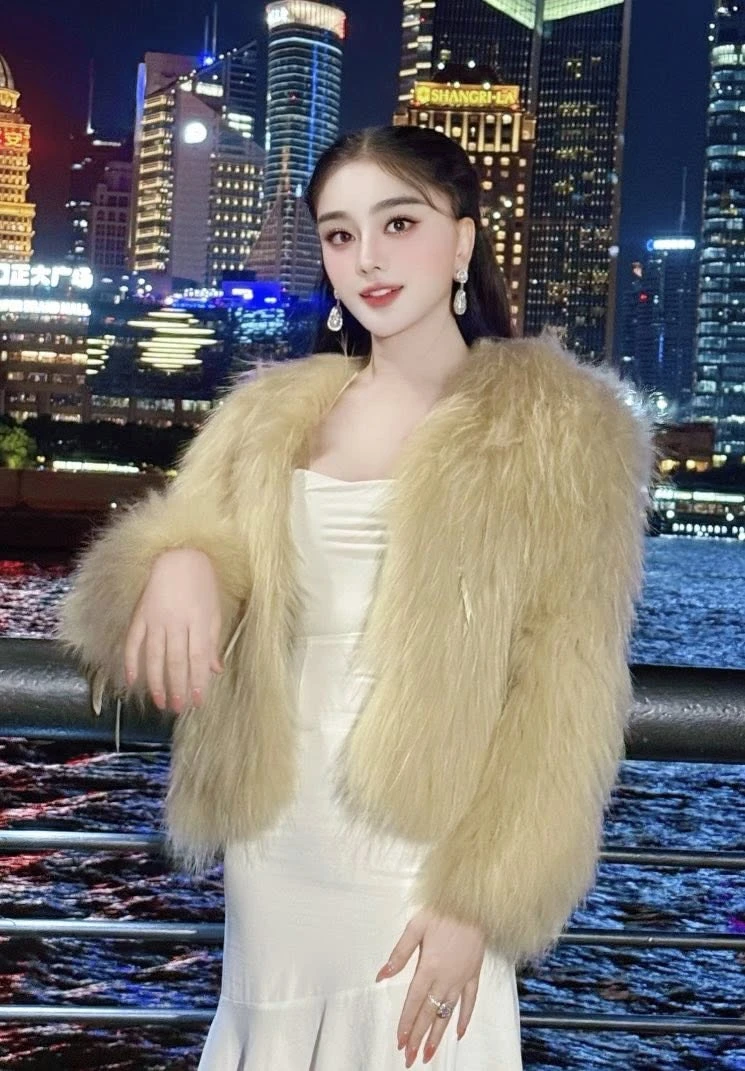 Lâm Khánh Chi nhận lời mời đi show giá 2 tỷ, từ chối vì 1 điều quá sốc! - Hình 1