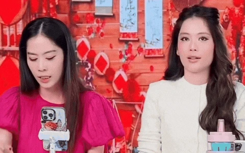 Nam Em và Nam Anh cùng livestream bán hàng, bỗng dưng cãi nhau dữ dội - Hình 1