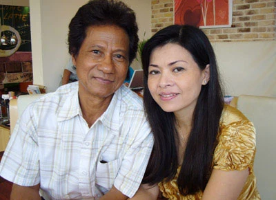 View - The first wife of the famous singer Che Linh still visits her ex-husband's hometown, the U80 appearance is rarely revealed | Hot KOLs | Life - VGT TV