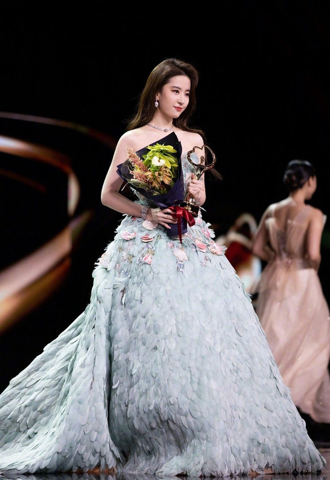 Chốt sổ dàn khách mời Đêm hội Weibo 2026, Cnet hụt hẫng vì thiếu nhiều cái tên - Hình 6