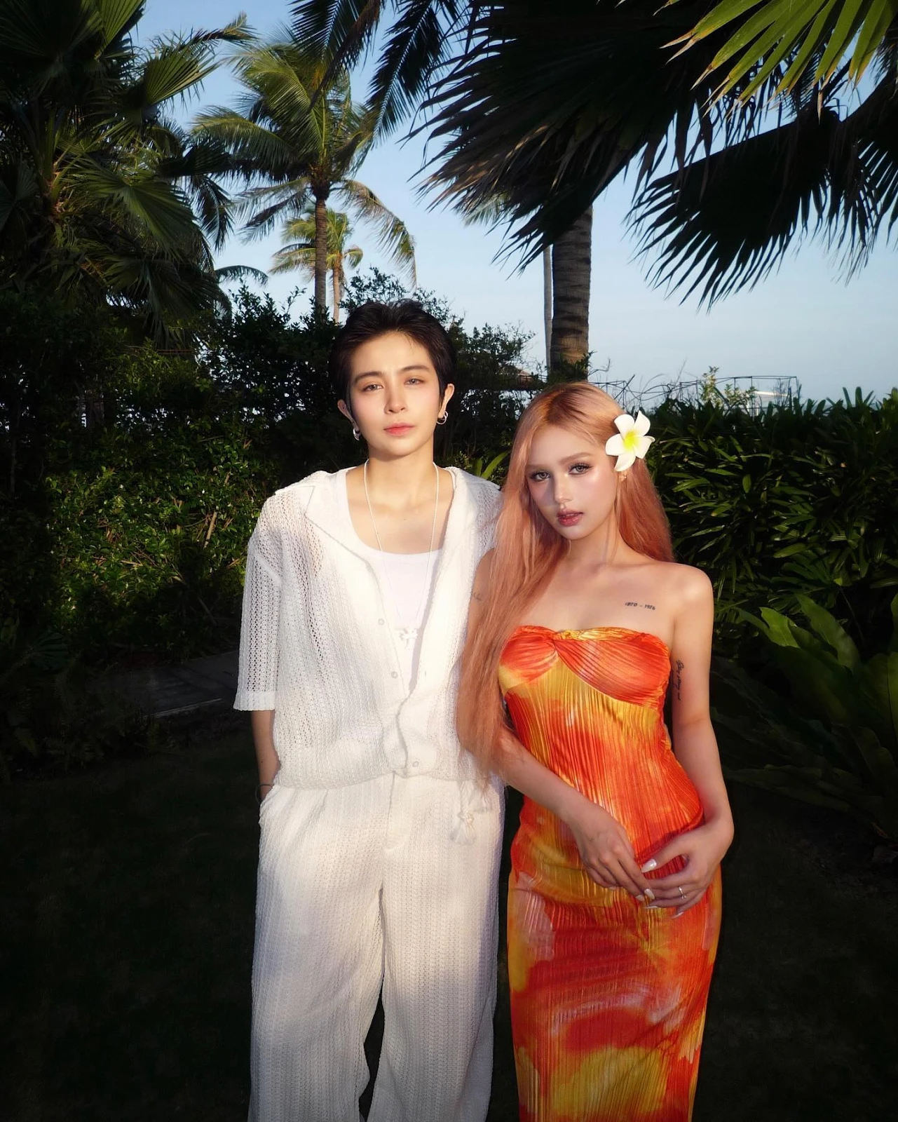 View - Xoài Non stands before the ancestral altar, performing the traditional ceremony with Gil Lê: a rushed wedding due to a shotgun pregnancy? | Hot KOLs | Life - VGT TV