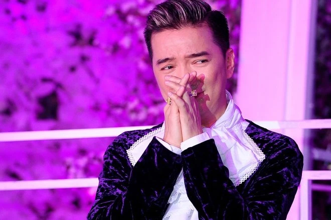 Đàm Vĩnh Hưng nên nói lời cảm ơn bà Phương Hằng vụ Bích Tuyền? - Hình 4