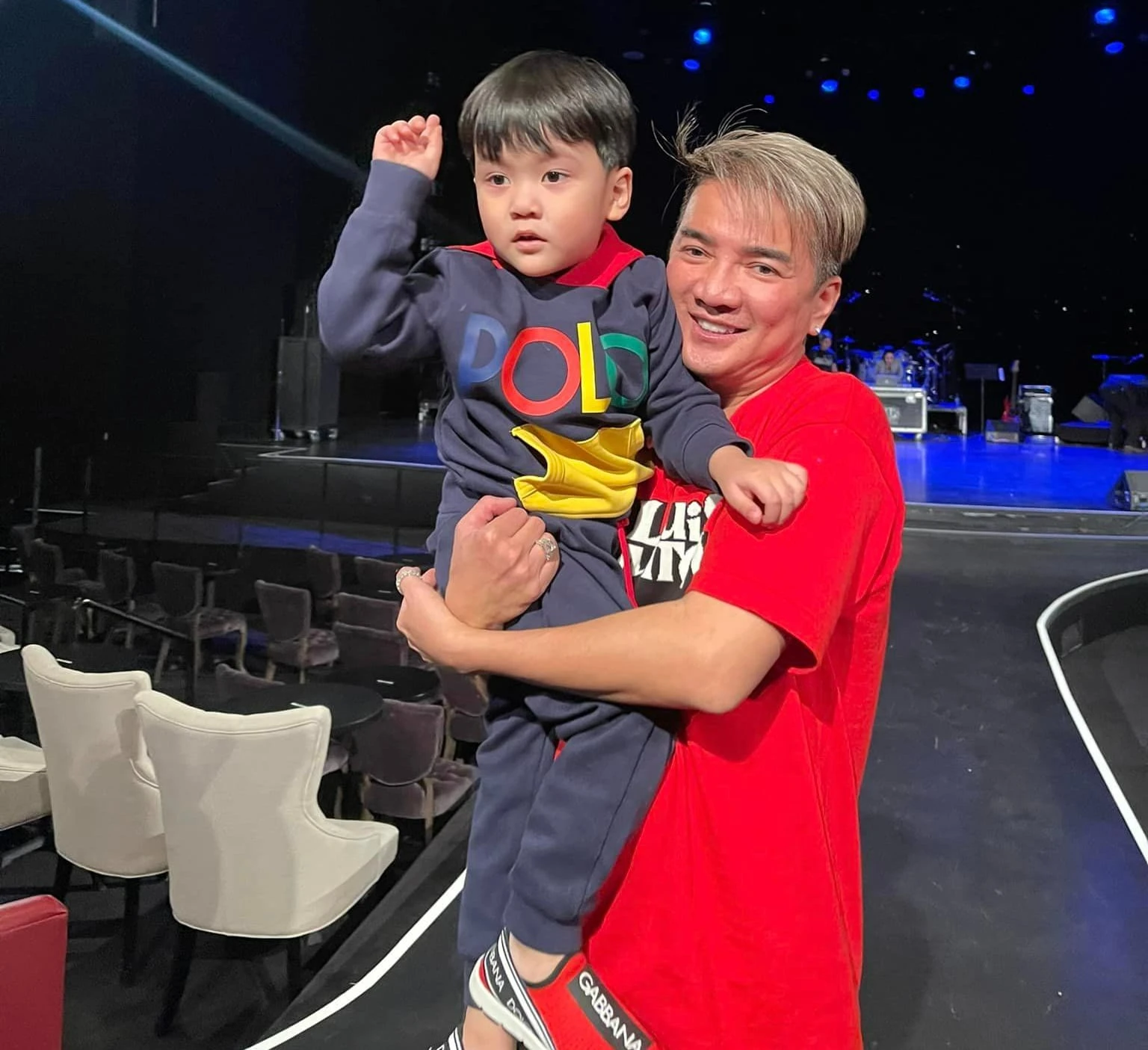 Đàm Vĩnh Hưng nên nói lời cảm ơn bà Phương Hằng vụ Bích Tuyền? - Hình 6