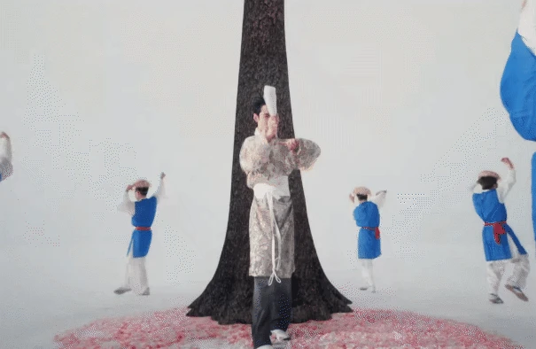 Gemini Hùng Huỳnh ra MV, liền bị chê, có mặt Hoà Minzy vẫn không thể cứu nổi - Hình 5