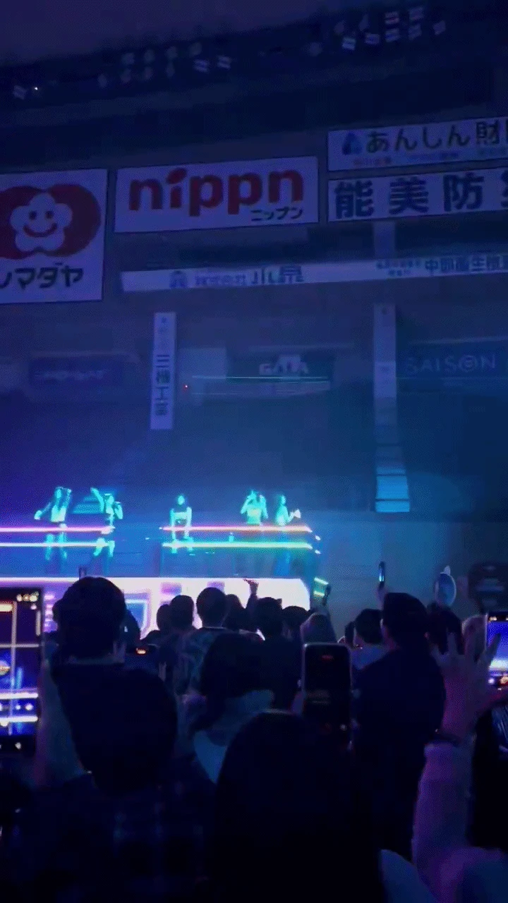 LE SSERAFIM bị ghét nhất kpop, mở concert 80 ngàn người trống hoác cả khoảng SVĐ - Hình 2