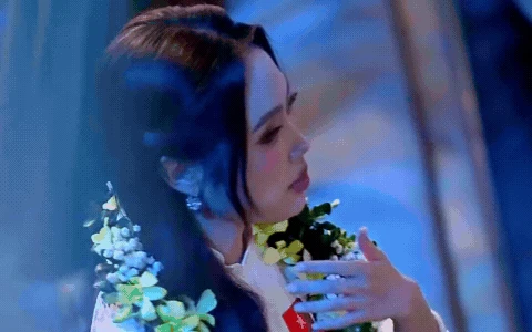 Phương Mỹ Chi đón hạnh phúc đã được 2 năm, bị tóm làm việc này ở lễ trao giải - Hình 5