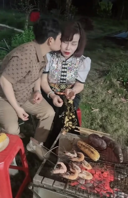 Thu Sao lộ ảnh mặc váy cưới, rộ tin chốt tình trẻ tomboy, CĐM sốc - Hình 2