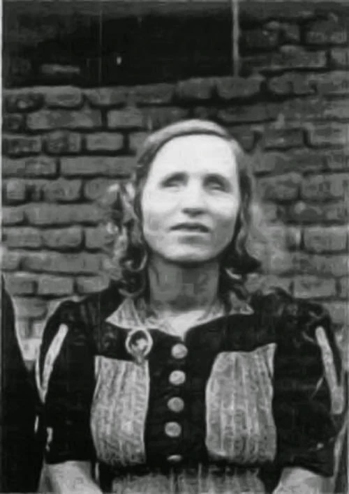 Baba Vanga: Từ cô bé mù sau đại nạn đến huyền thoại tiên tri chấn động nhân loại - Hình 2