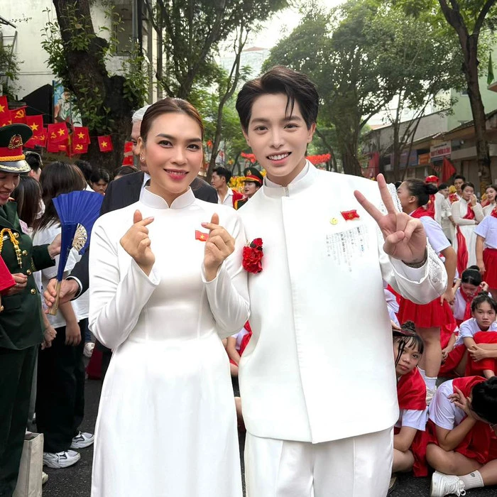 Duc Phuc burst into tears, sending heartfelt words to the most important woman after 10 years - Photo 3