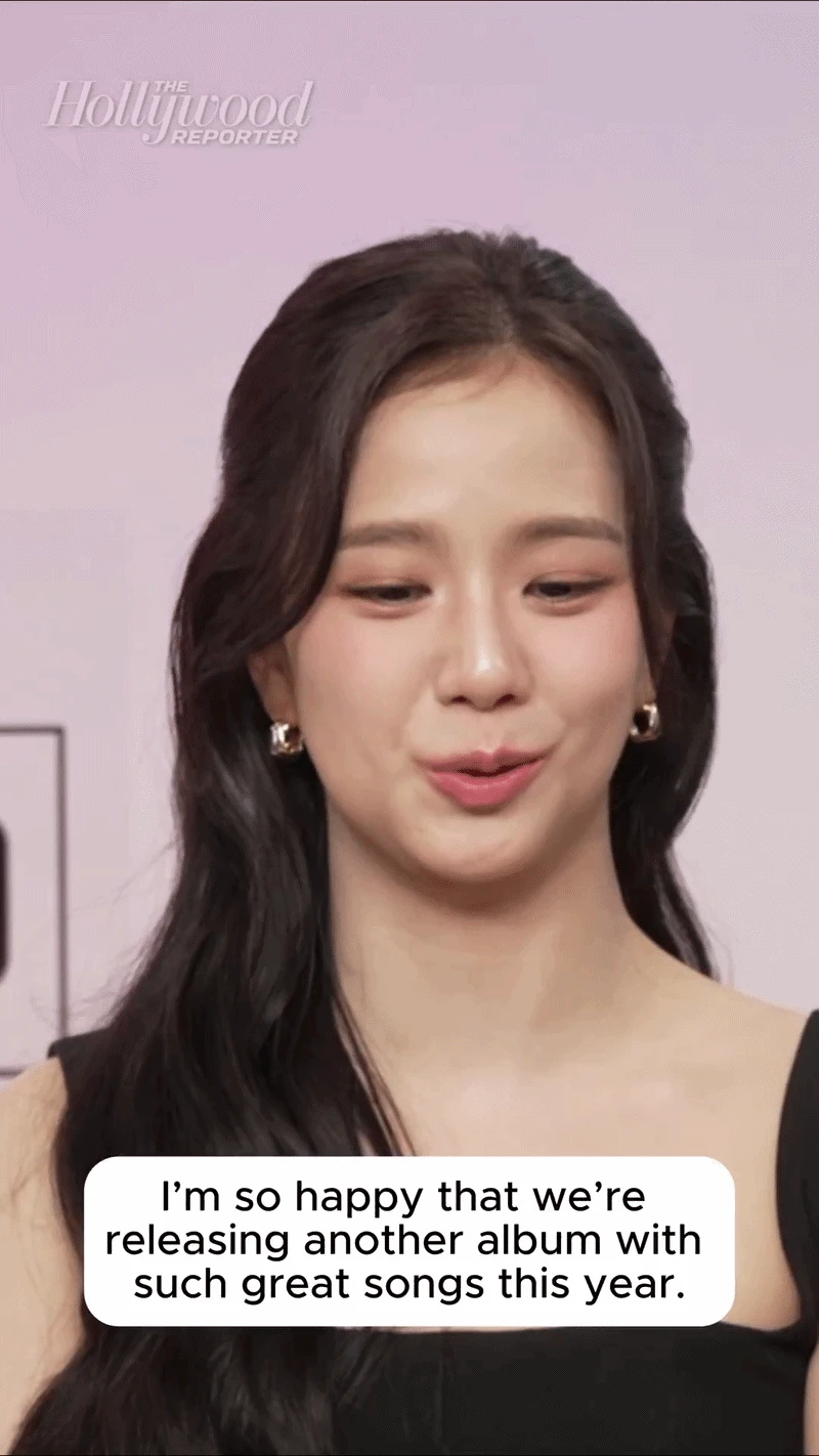 Jisoo khó chịu ra mặt khi nhắc BLACKPINK, Rosé thân mật đàn ông lớn tuổi - Hình 3