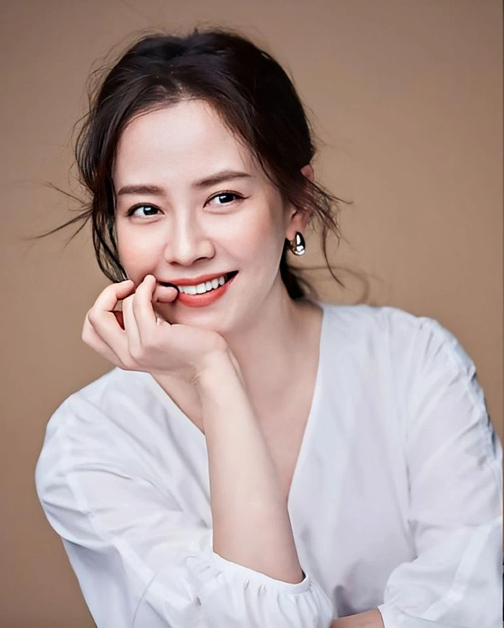 Gallery - Lộ thiệp cưới của Song Ji Hyo, thời gian địa điểm rõ ràng nhưng bạn bè khó tin? | Sao Hàn | Giải trí - VGT