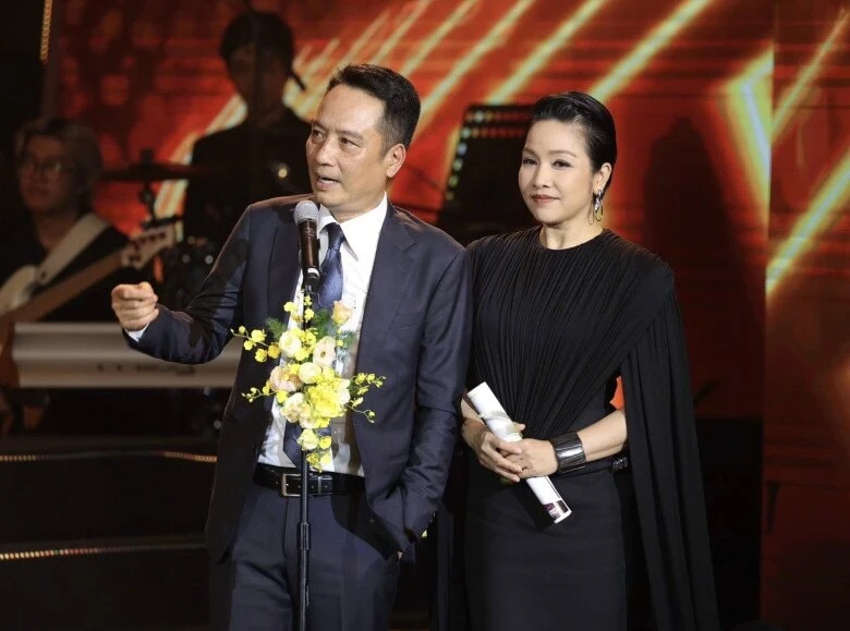 Gallery - Mỹ Linh Anh Quân: gần 30 năm hôn nhân và những điều giản dị giữ lửa yêu thương | Sao đẹp | Sao Việt - VGT