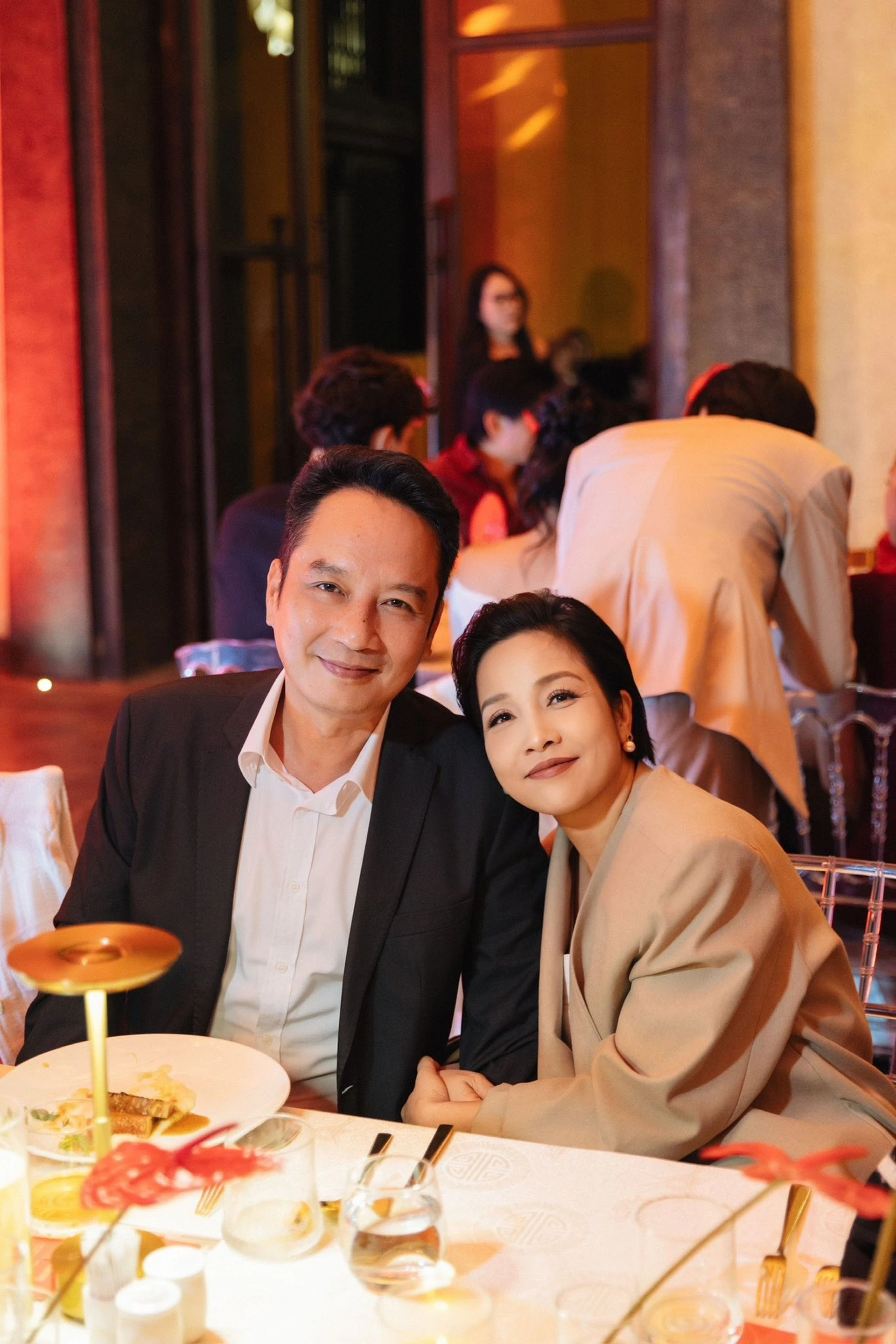 Gallery - Mỹ Linh Anh Quân: gần 30 năm hôn nhân và những điều giản dị giữ lửa yêu thương | Sao đẹp | Sao Việt - VGT